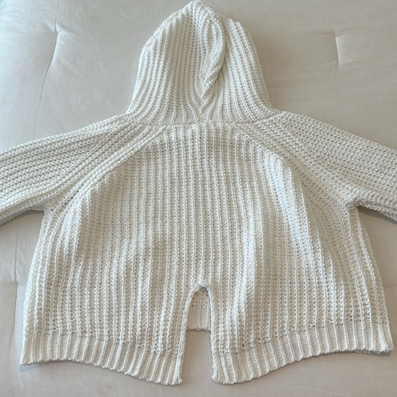 NWT Miracle Knit Hooded Pullover in White Size S/M - Picture 15 of 15